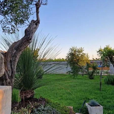 Linda Casa de Campo Dragoni (Apulia)