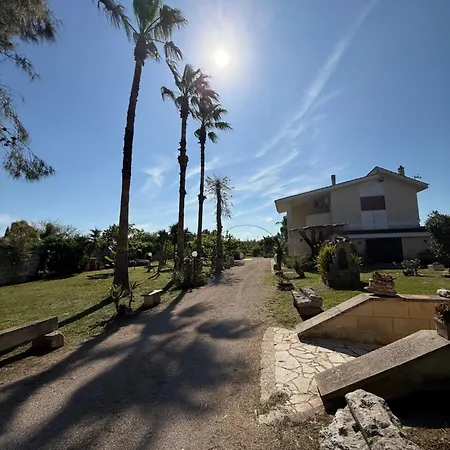 Casa rural Linda Dragoni (Apulia)